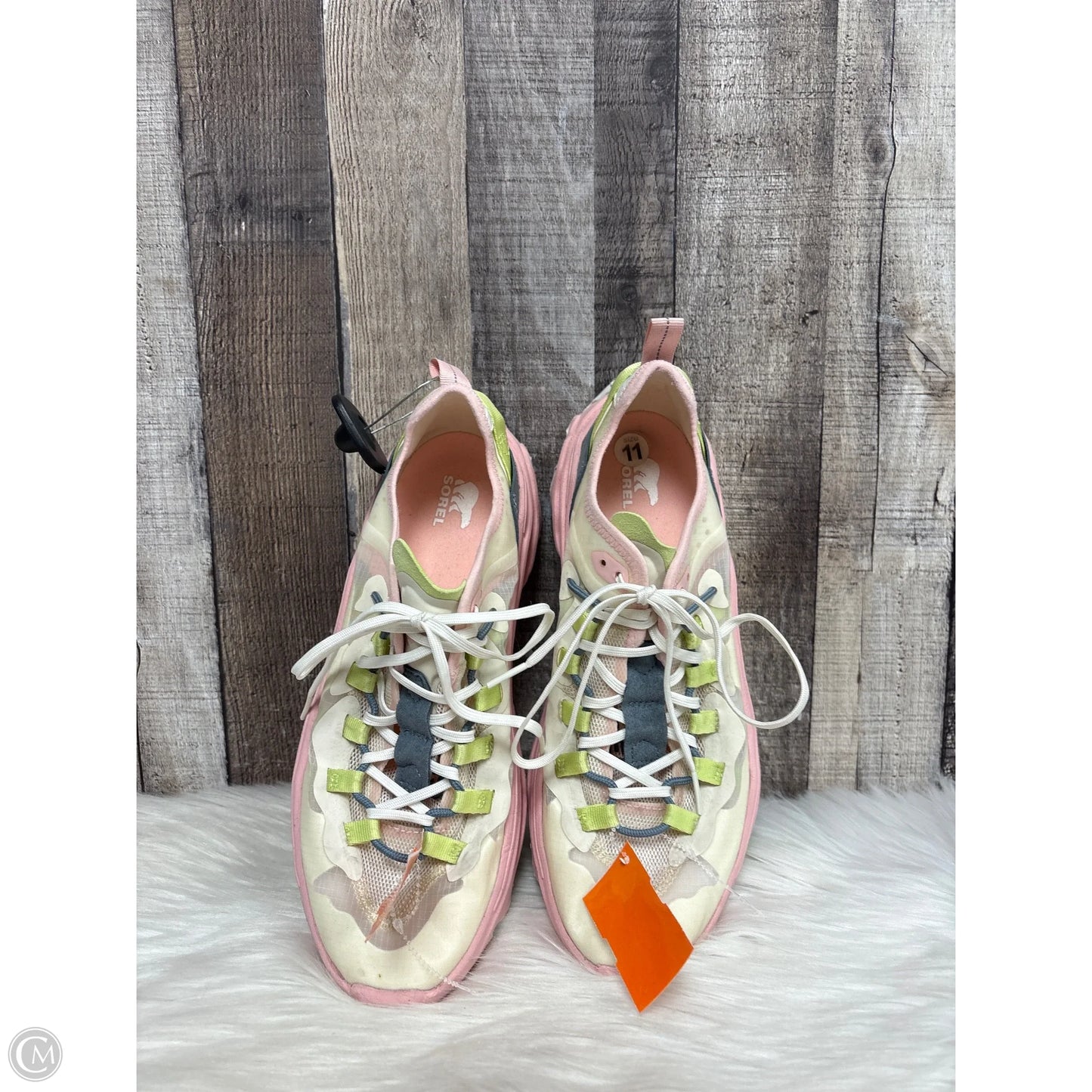 Shoes Athletic By Sorel In Cream, Size: 11