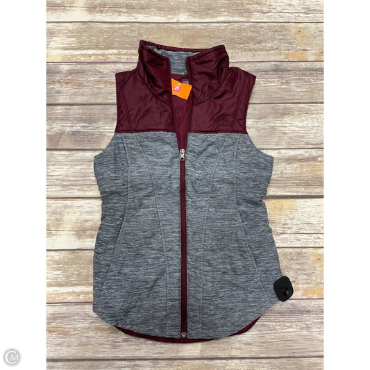 Vest Puffer & Quilted By The North Face In Grey & Red, Size: Xs