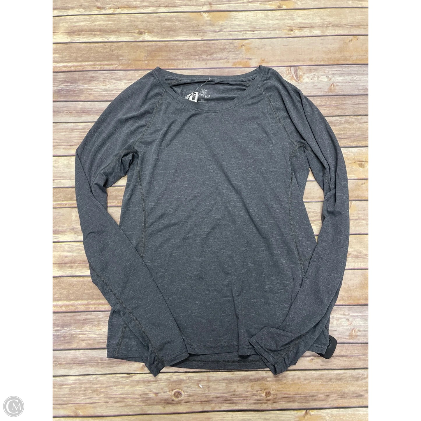 Athletic Top Long Sleeve Collar By Cme In Grey, Size: M