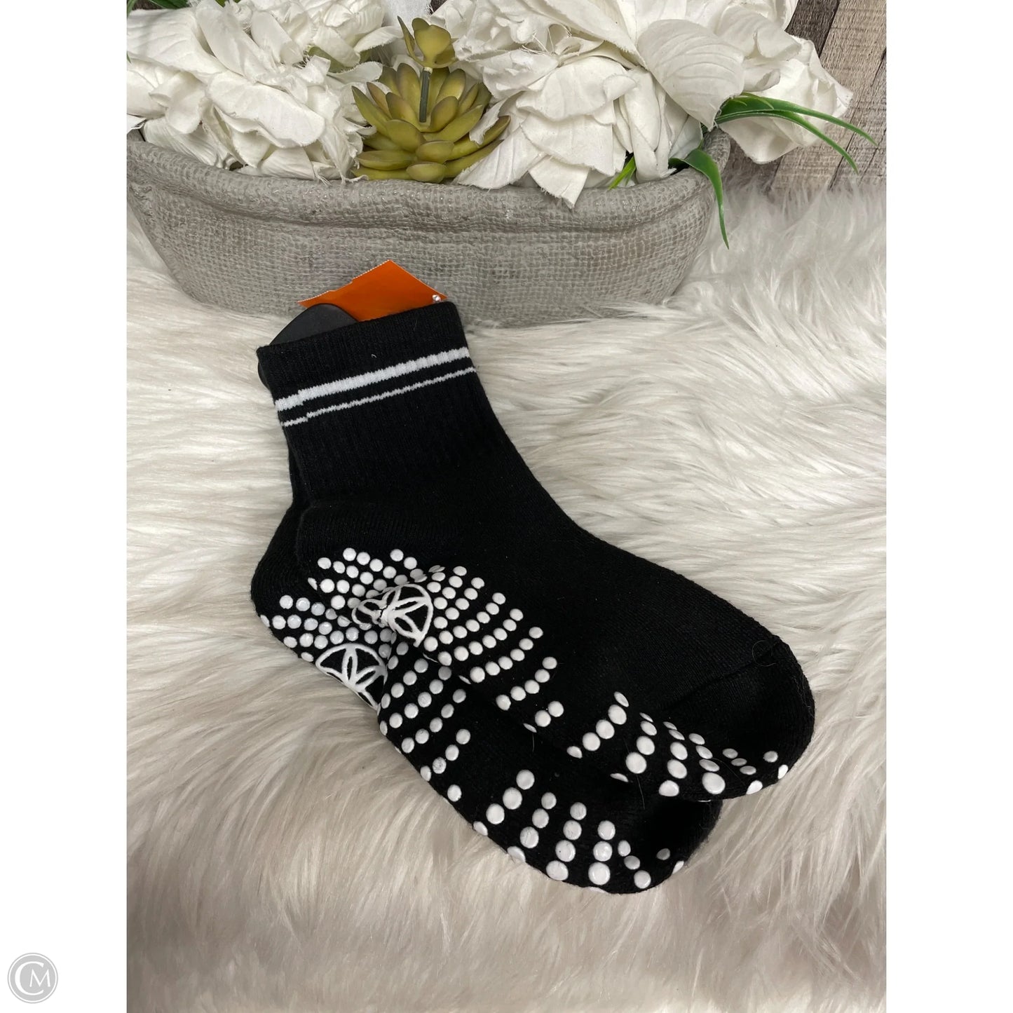 Socks By Gaiam In Black, Size: 0