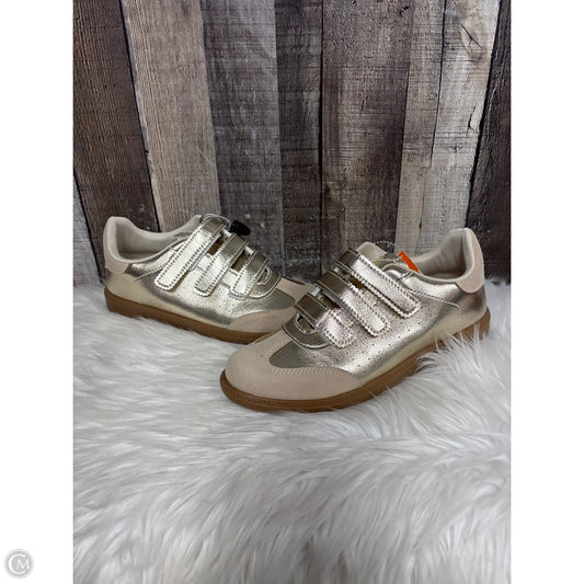Shoes Sneakers By Cme In Gold, Size: 8