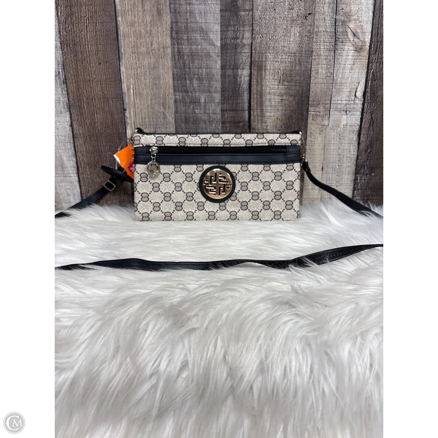 Crossbody By Cme, Size: Medium