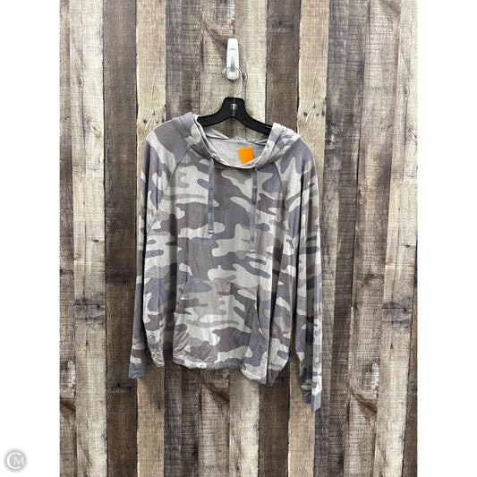Top Long Sleeve By Natural Reflections In Camouflage Print, Size: L