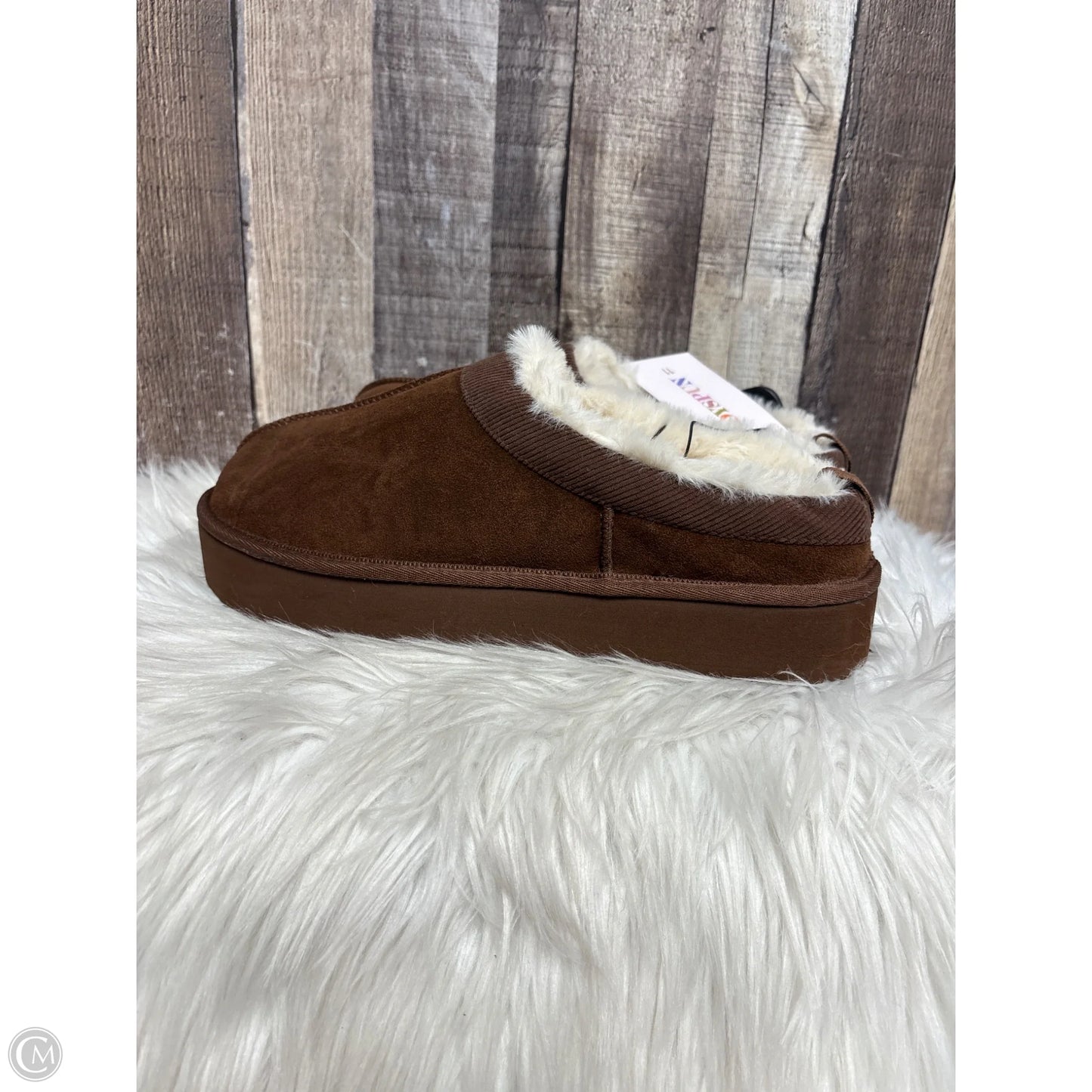 Shoes Flats By Joyspun In Brown, Size: 11