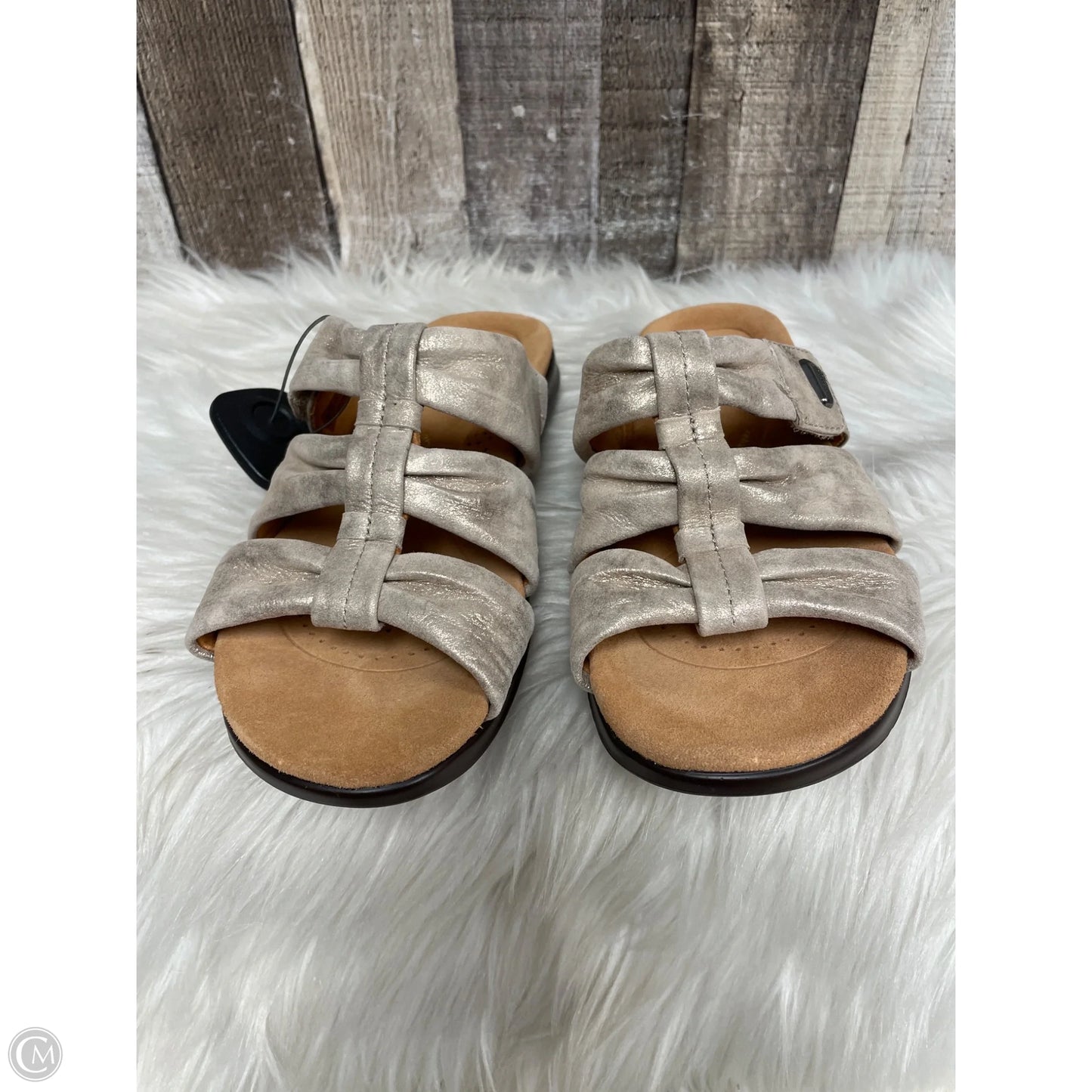 Sandals Flats By Clarks In Gold, Size: 7.5