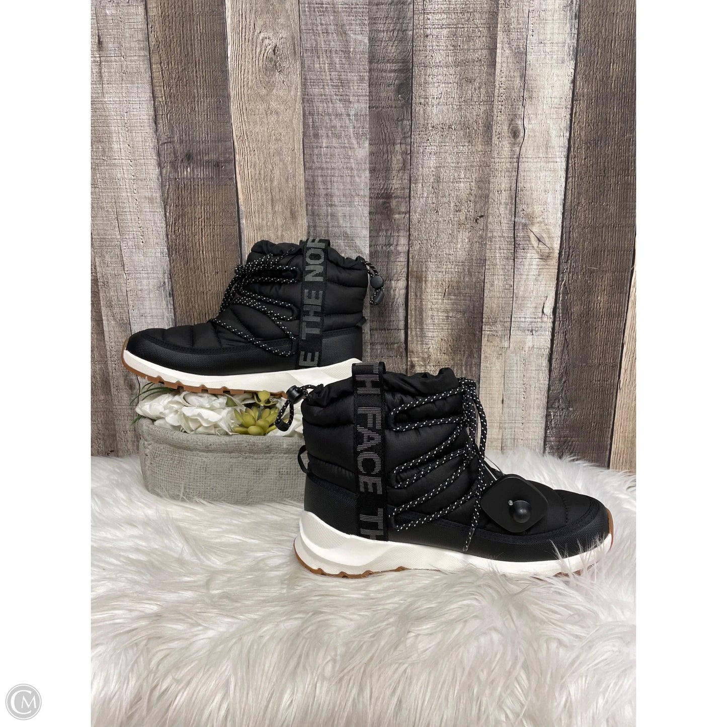 Boots Snow By The North Face In Black, Size: 7