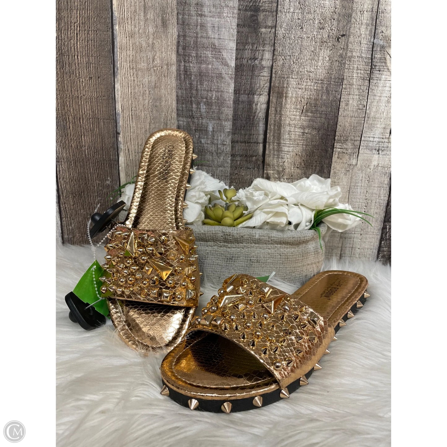Sandals Flats By Cape Robbin In Gold, Size: 7