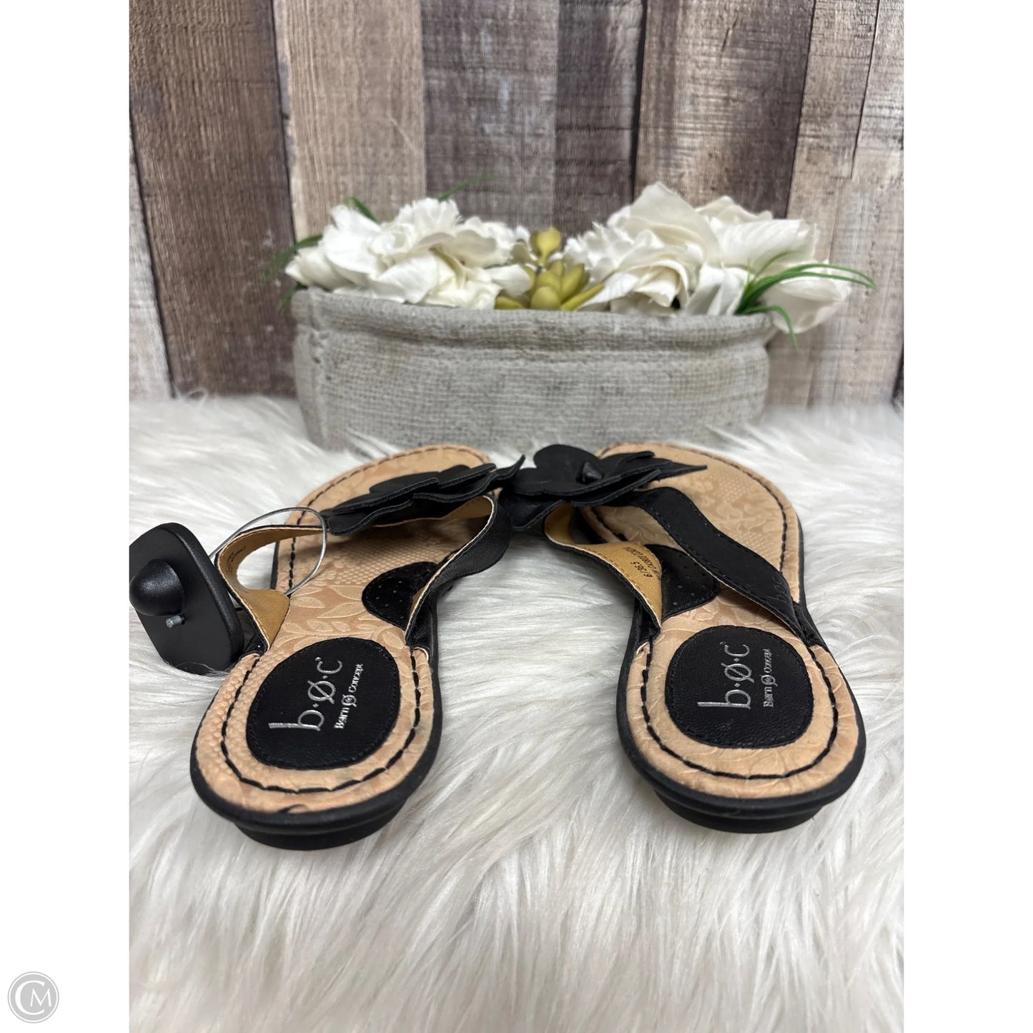Shoes Flats By Boc In Black, Size: 6