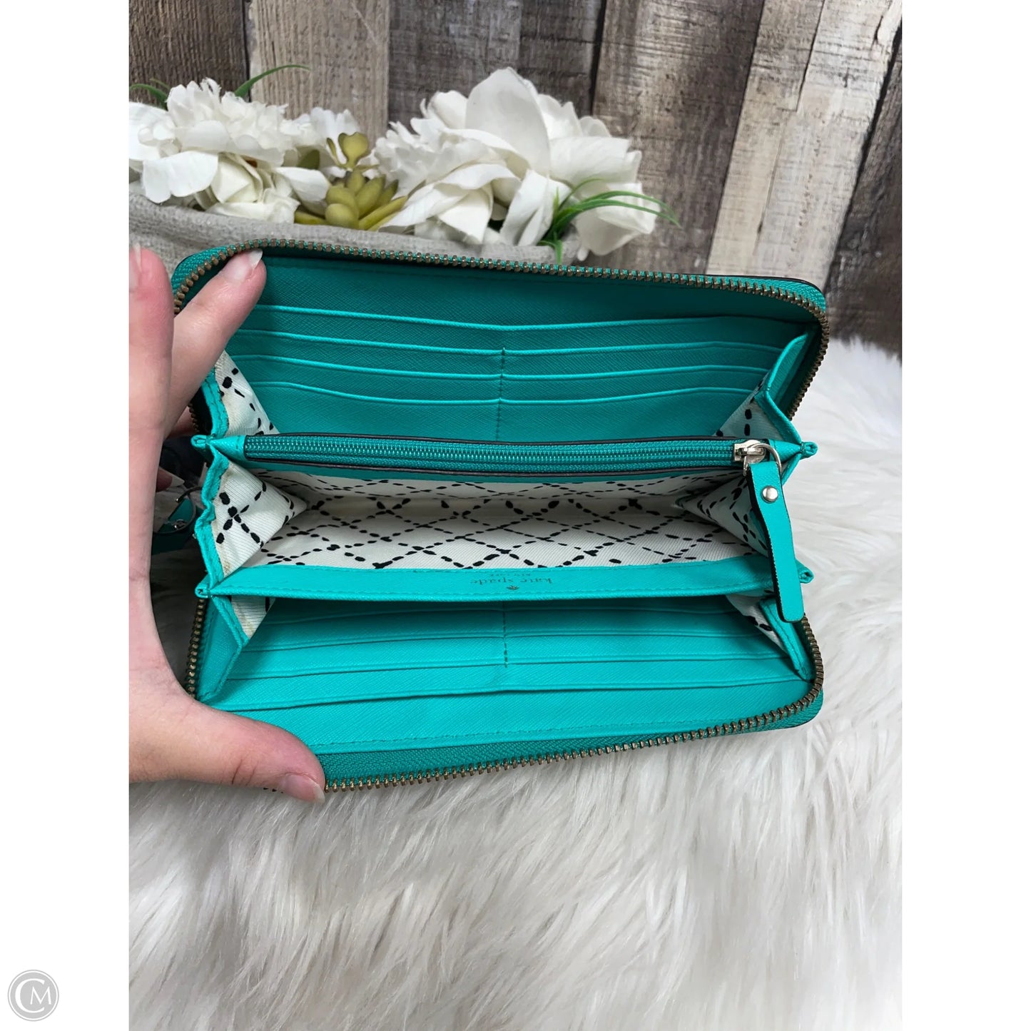 Wallet Designer By Kate Spade, Size: Medium