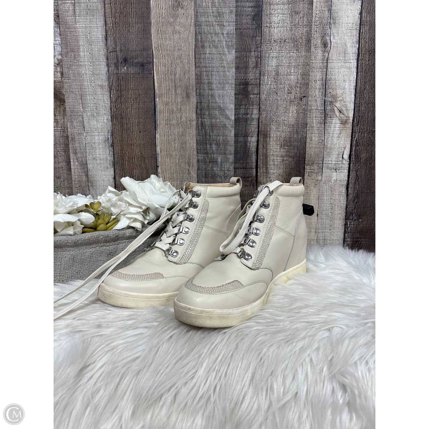 Boots Ankle Heels By Vionic In Cream, Size: 9.5