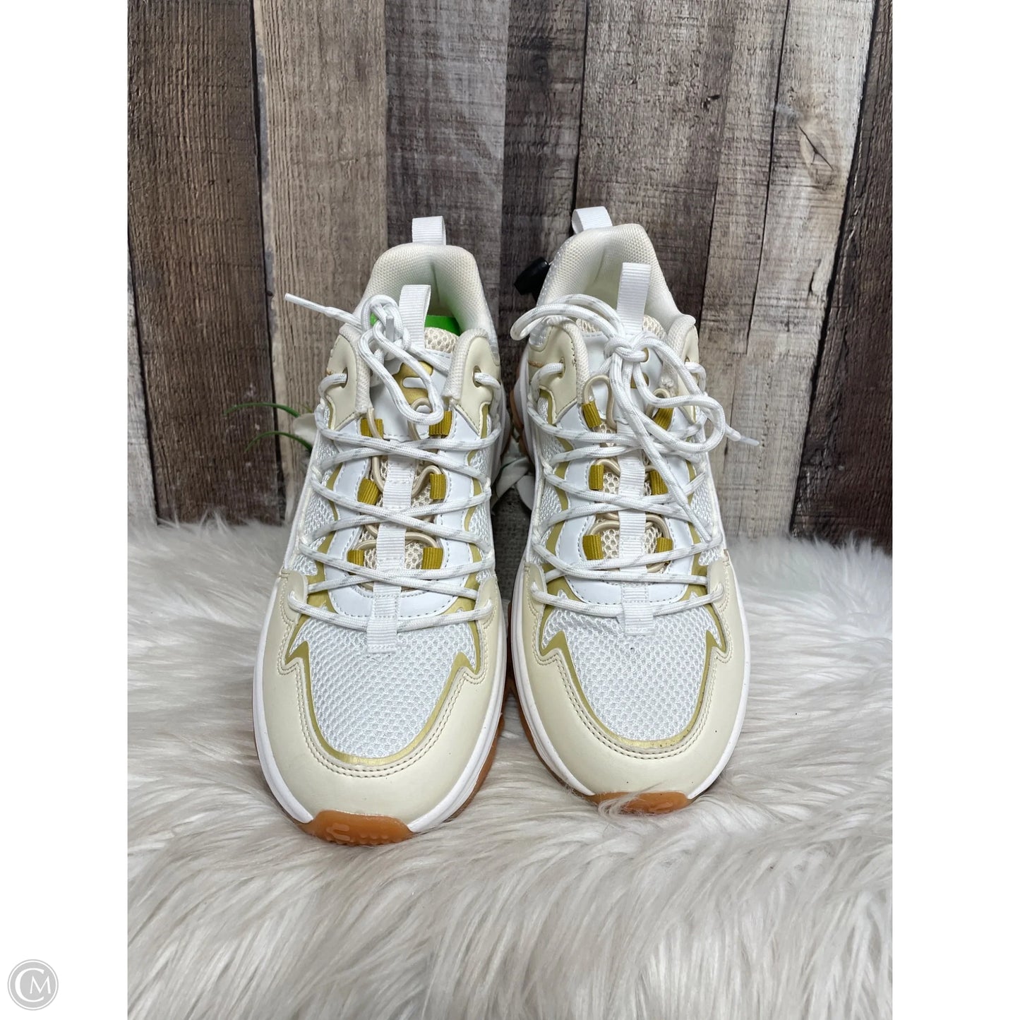 Shoes Athletic By Cme In White, Size: 9