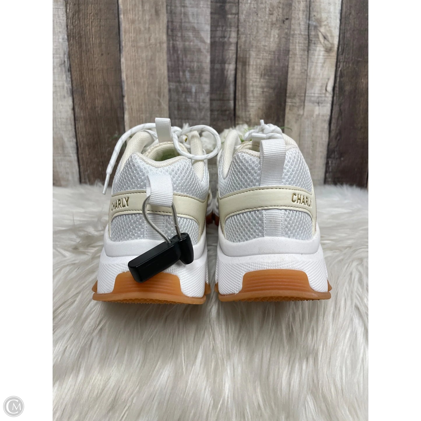 Shoes Athletic By Cme In White, Size: 9