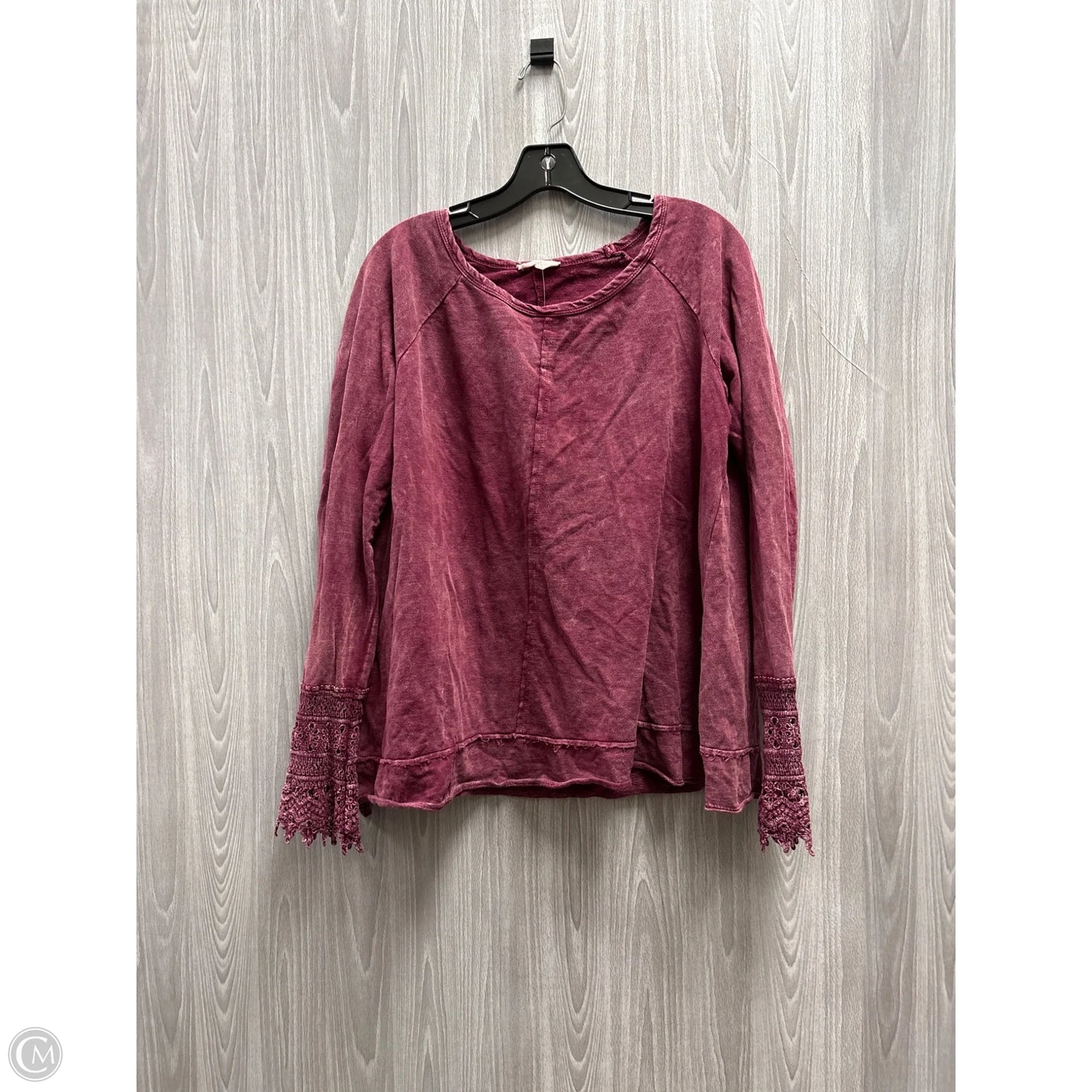 Top Long Sleeve By Cme In Maroon, Size: L
