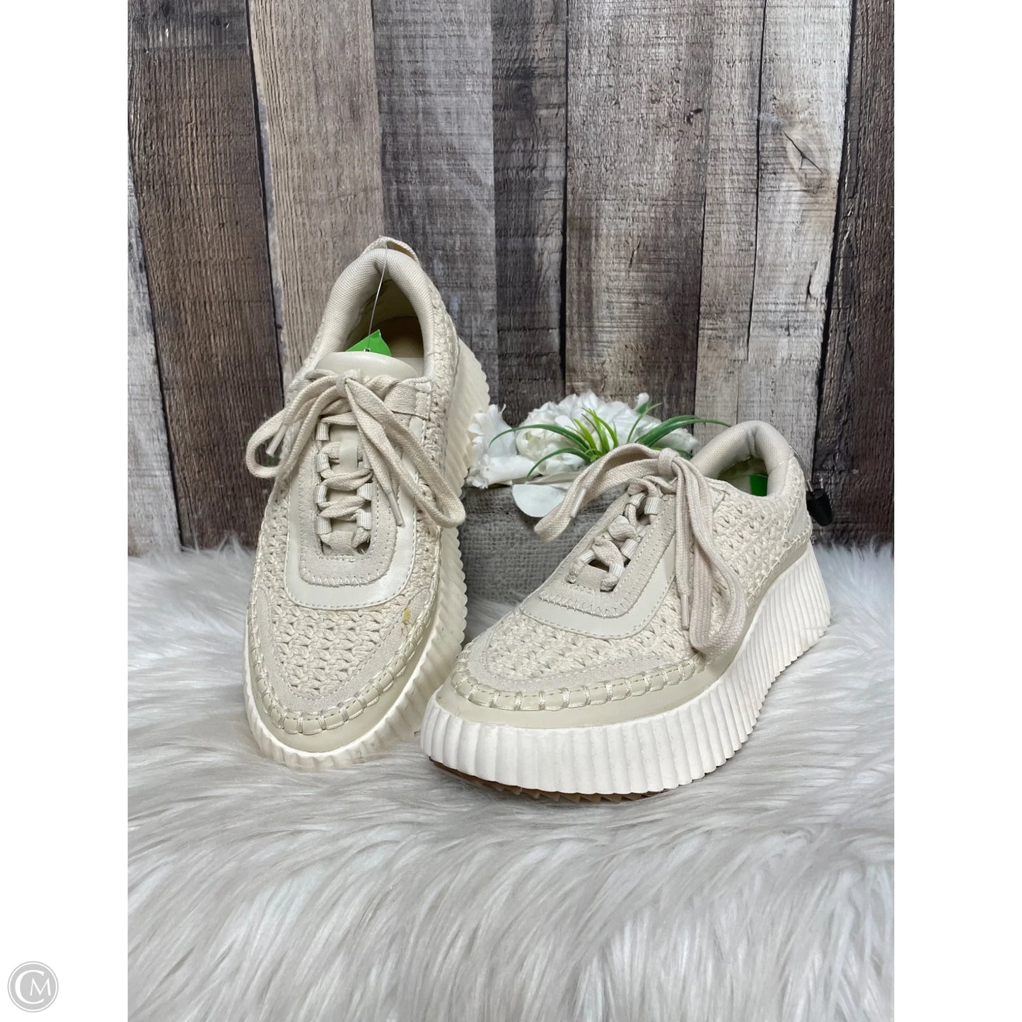 Shoes Sneakers By Dolce Vita In Beige, Size: 8