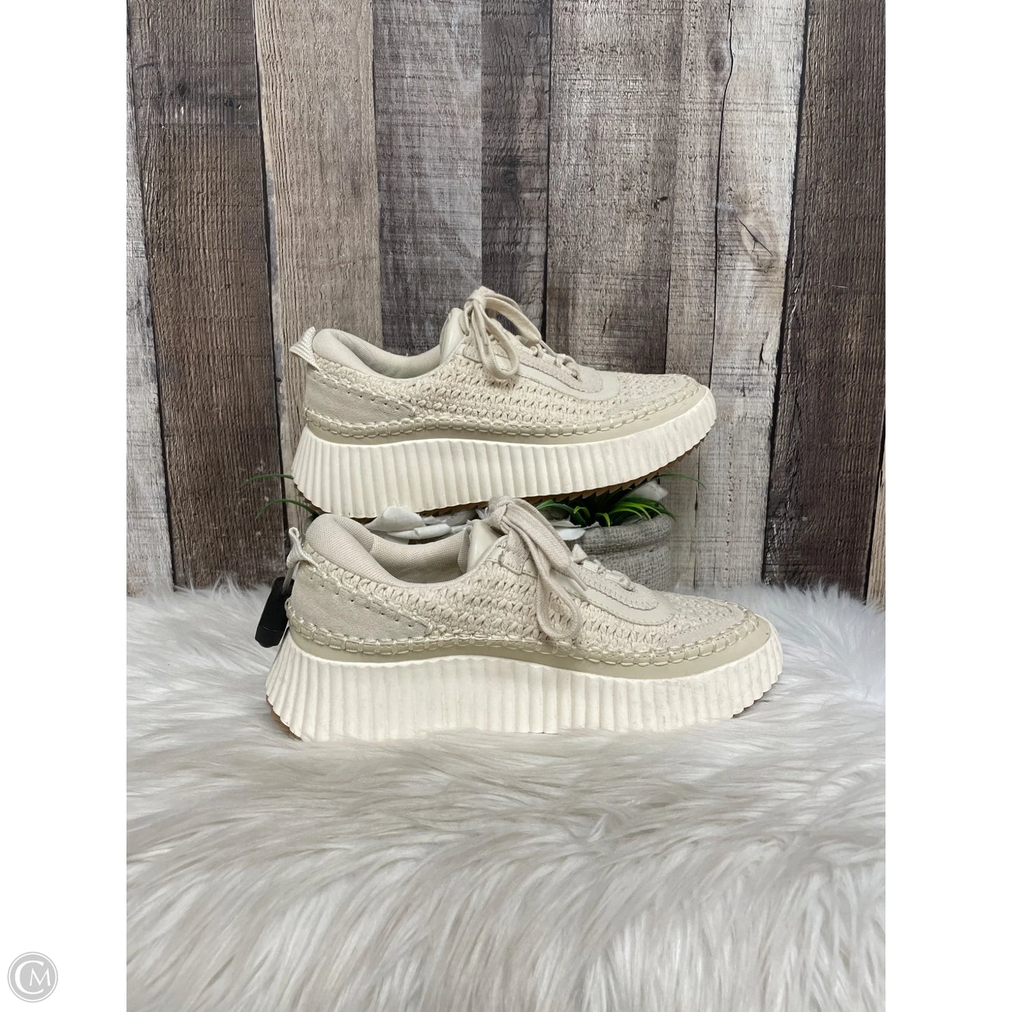 Shoes Sneakers By Dolce Vita In Beige, Size: 8