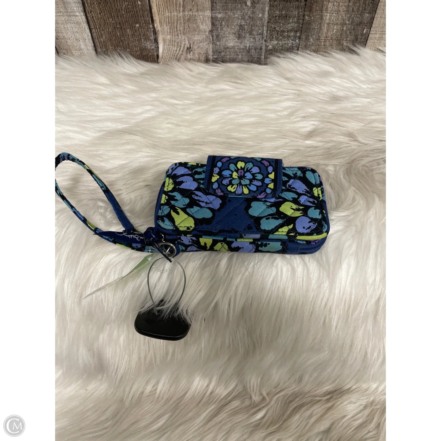 Wristlet By Vera Bradley, Size: Small