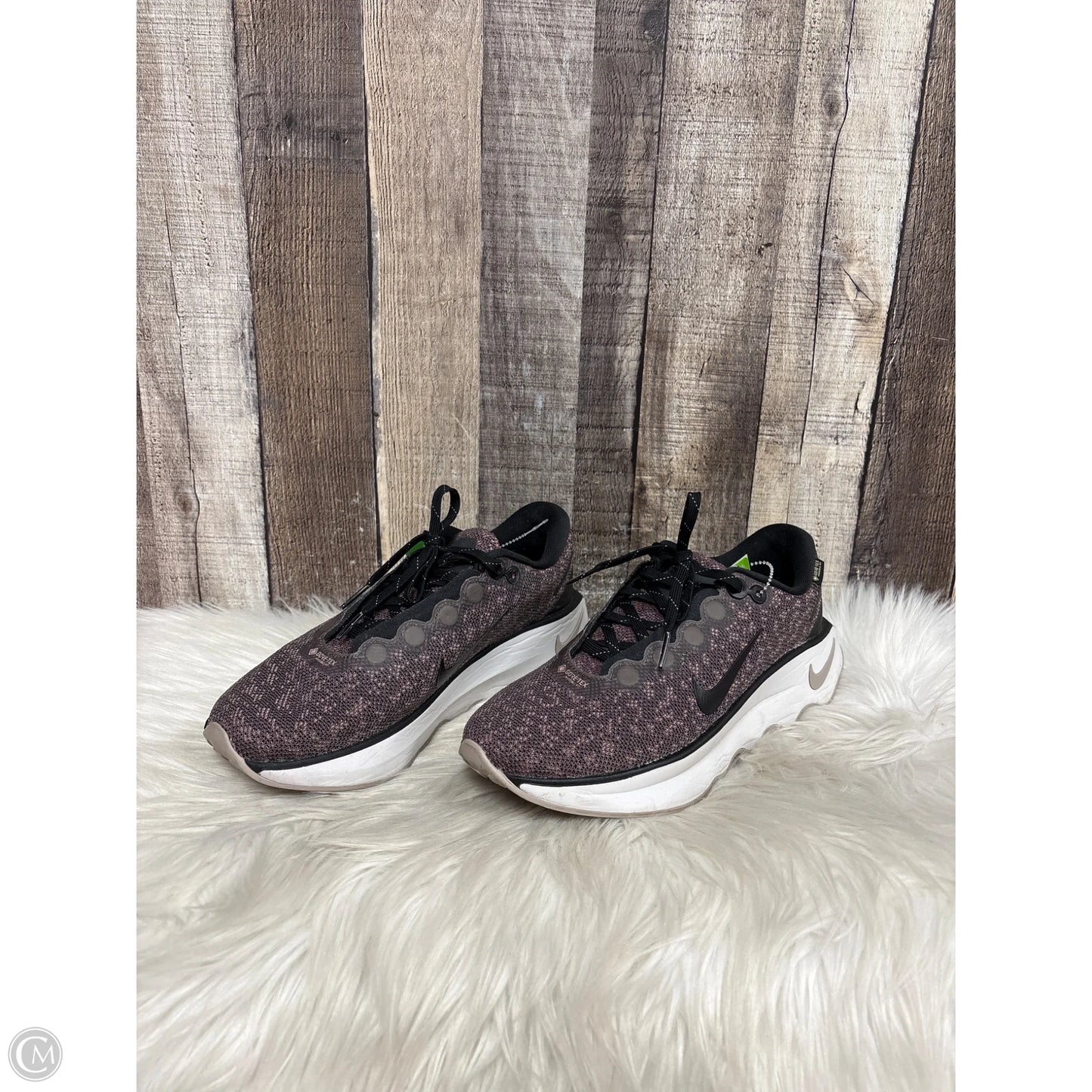 Shoes Athletic By Nike In Black, Size: 8.5