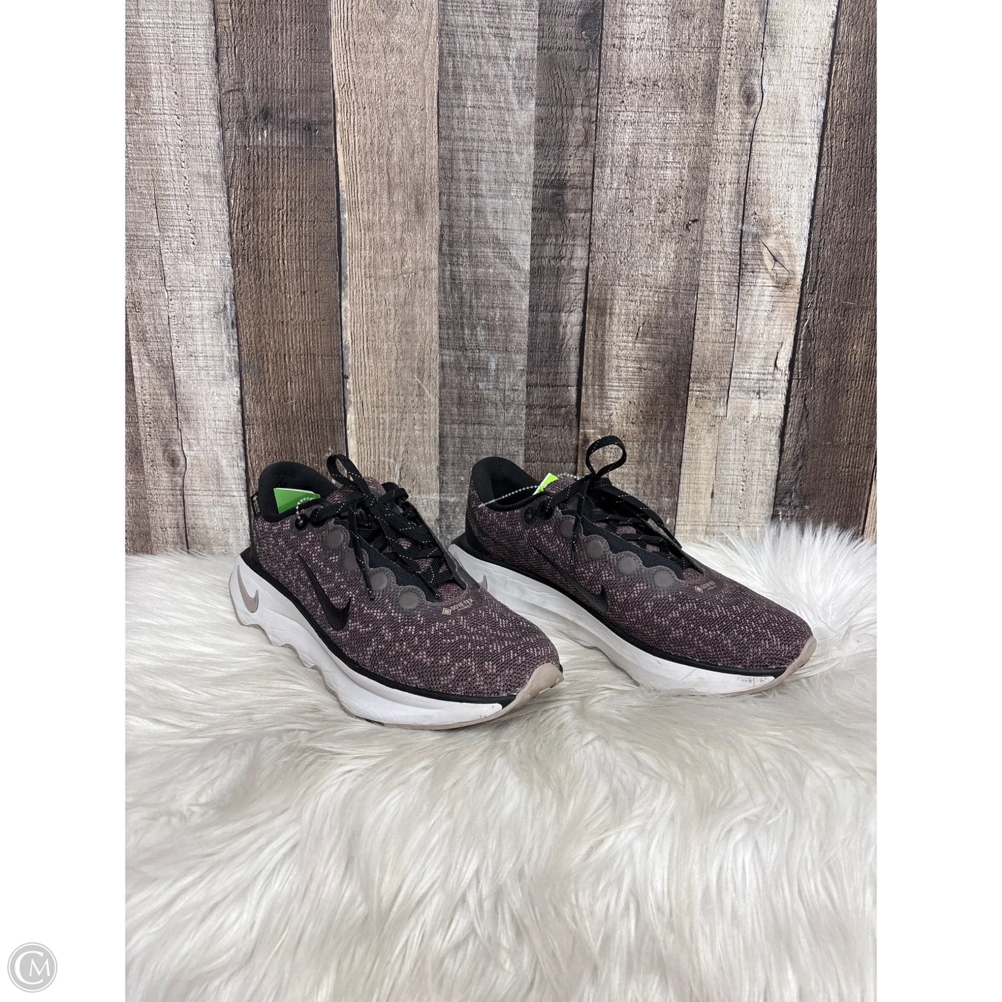 Shoes Athletic By Nike In Black, Size: 8.5