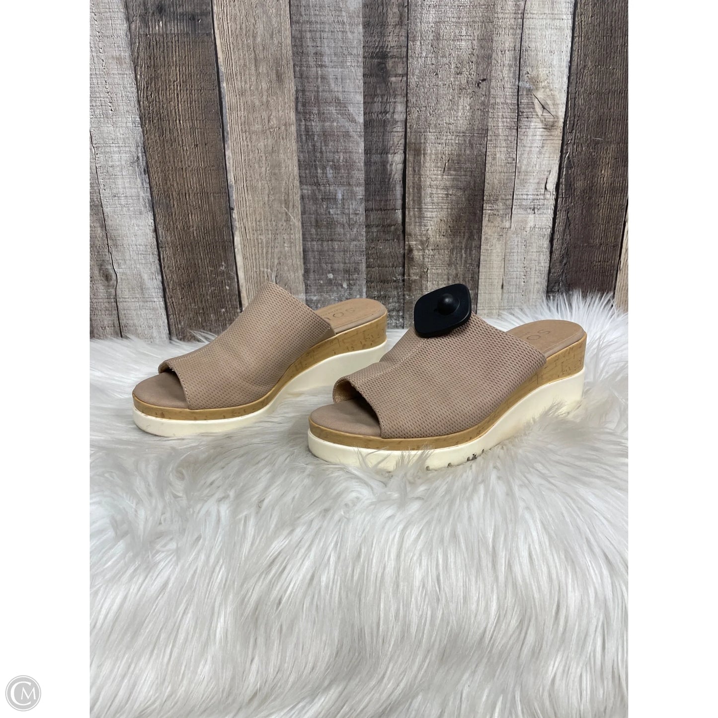 Sandals Heels Wedge By Naturalizer In Tan, Size: 8