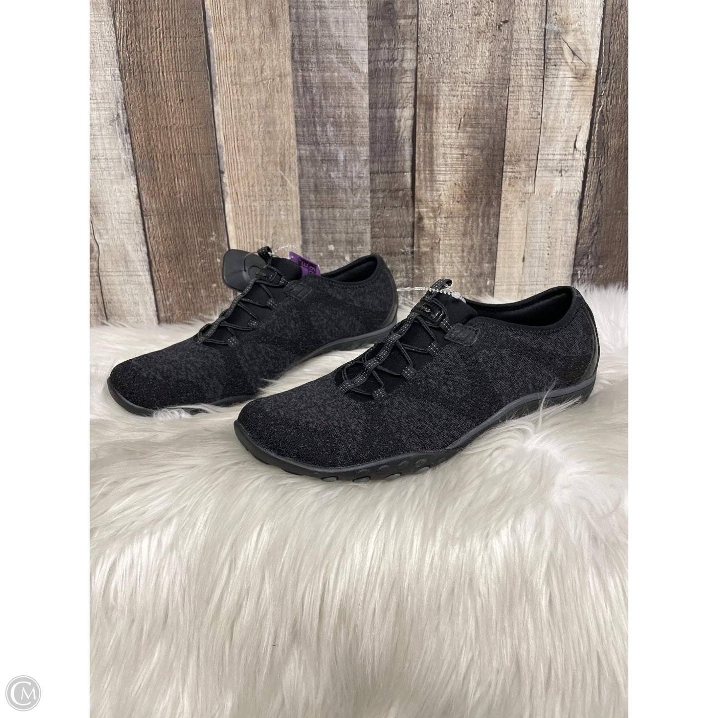 Shoes Sneakers By Skechers In Black, Size: 9
