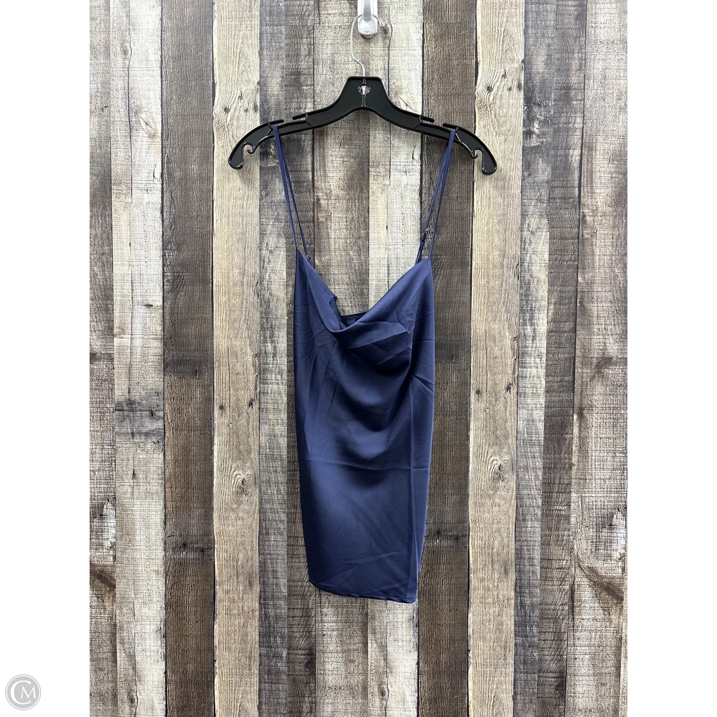 Top Sleeveless By Ekouaer In Navy, Size: M