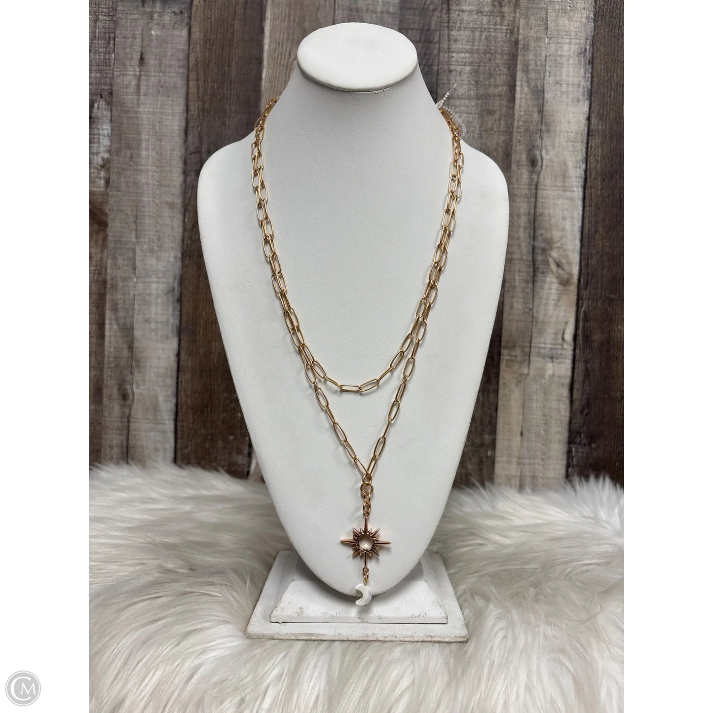 Necklace Layered By Cme