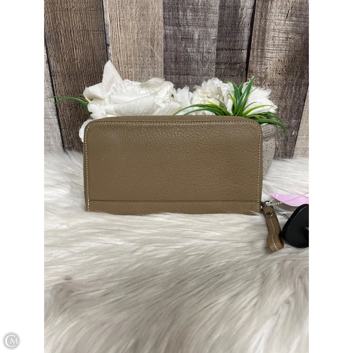 Wristlet Designer By Longchamp, Size: Medium