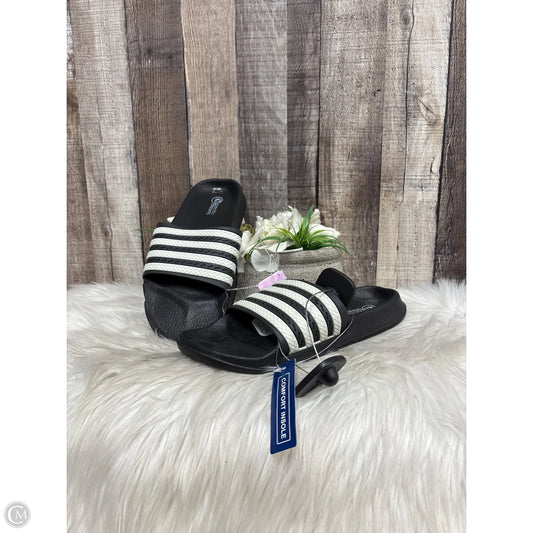 Sandals Flats By Cme In Black, Size: 9