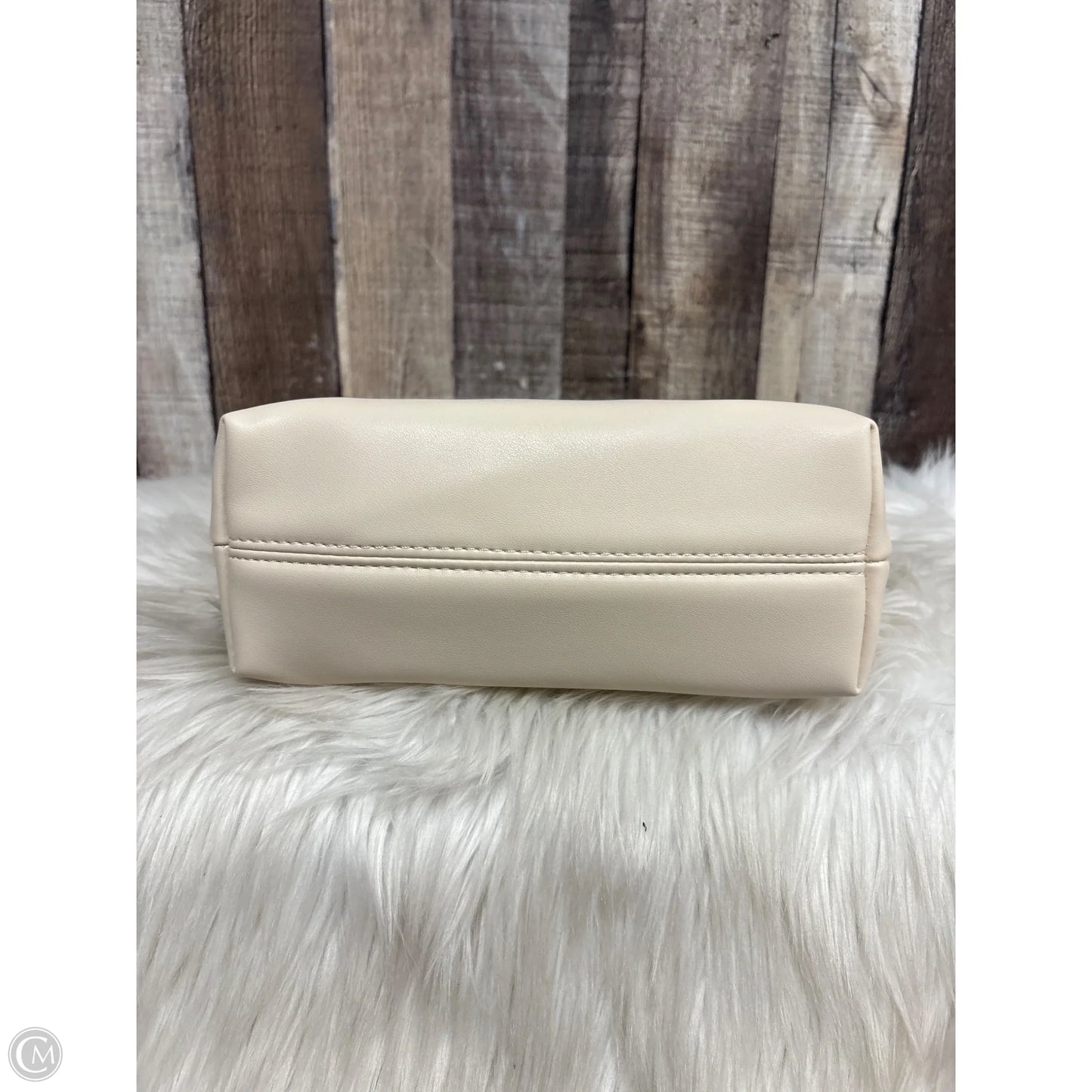 Handbag By Urban Expressions, Size: Medium
