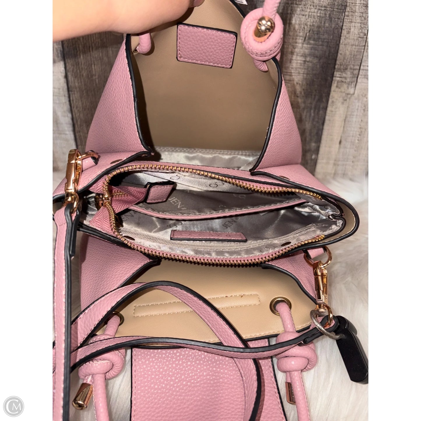 Crossbody By Jen & Co, Size: Medium