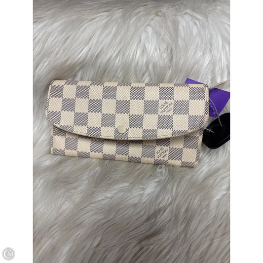 Wallet Luxury Designer By Louis Vuitton, Size: Medium