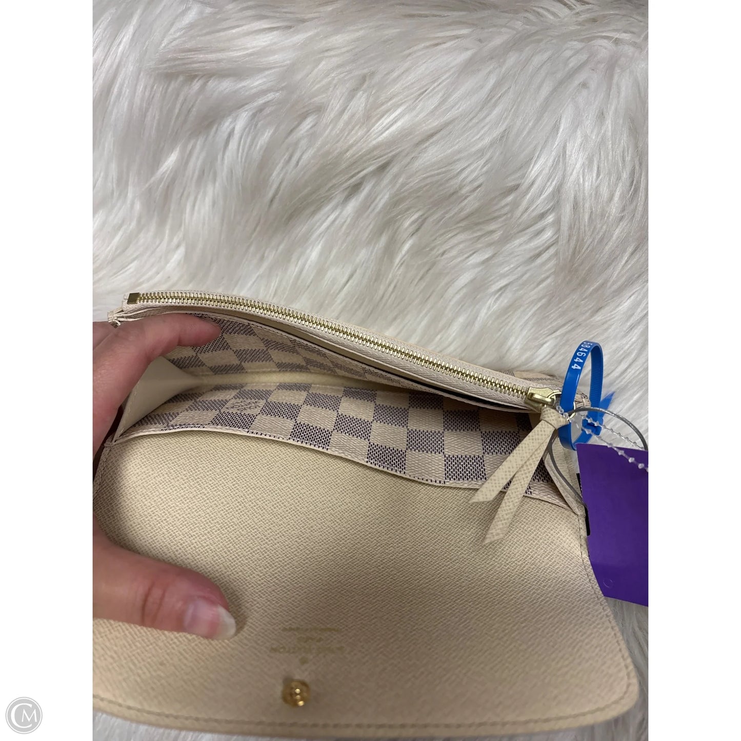 Wallet Luxury Designer By Louis Vuitton, Size: Medium