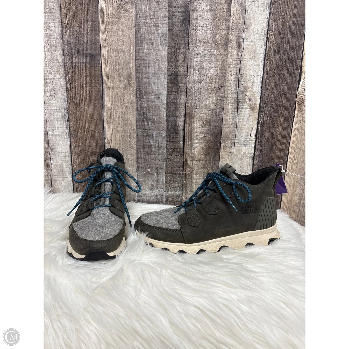 Boots Ankle Flats By Sorel In Green, Size: 8
