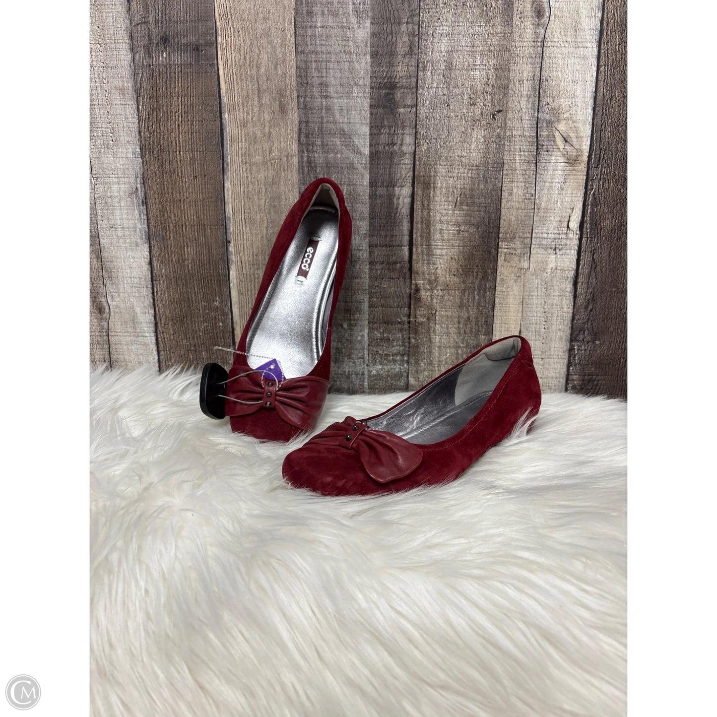 Shoes Flats By Ecco In Maroon, Size: 8