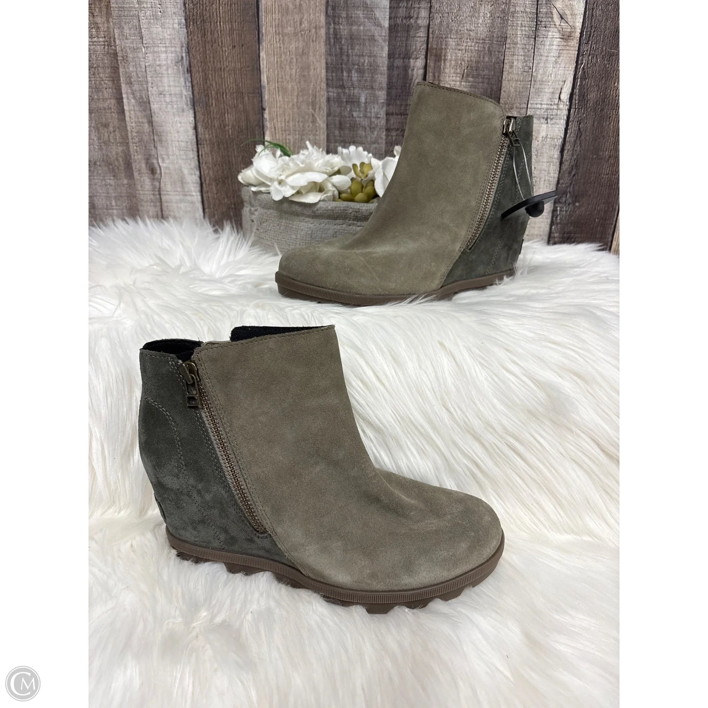 Shoes Heels Wedge By Sorel In Green, Size: 9.5