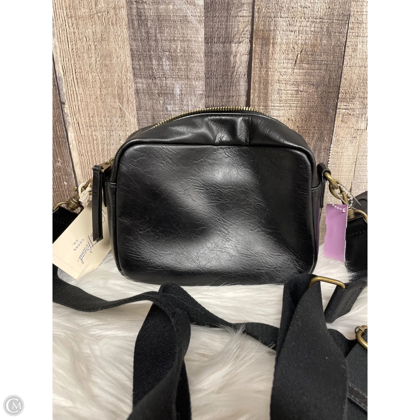 Crossbody By Universal Thread, Size: Small