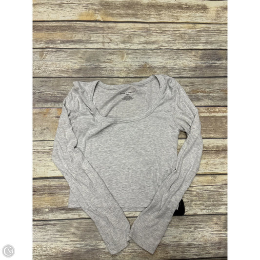 Top Long Sleeve By Better Together In Grey, Size: M