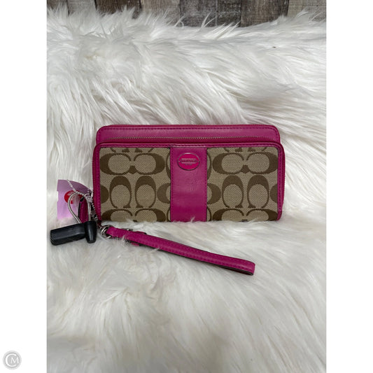 Wristlet Designer By Coach, Size: Medium