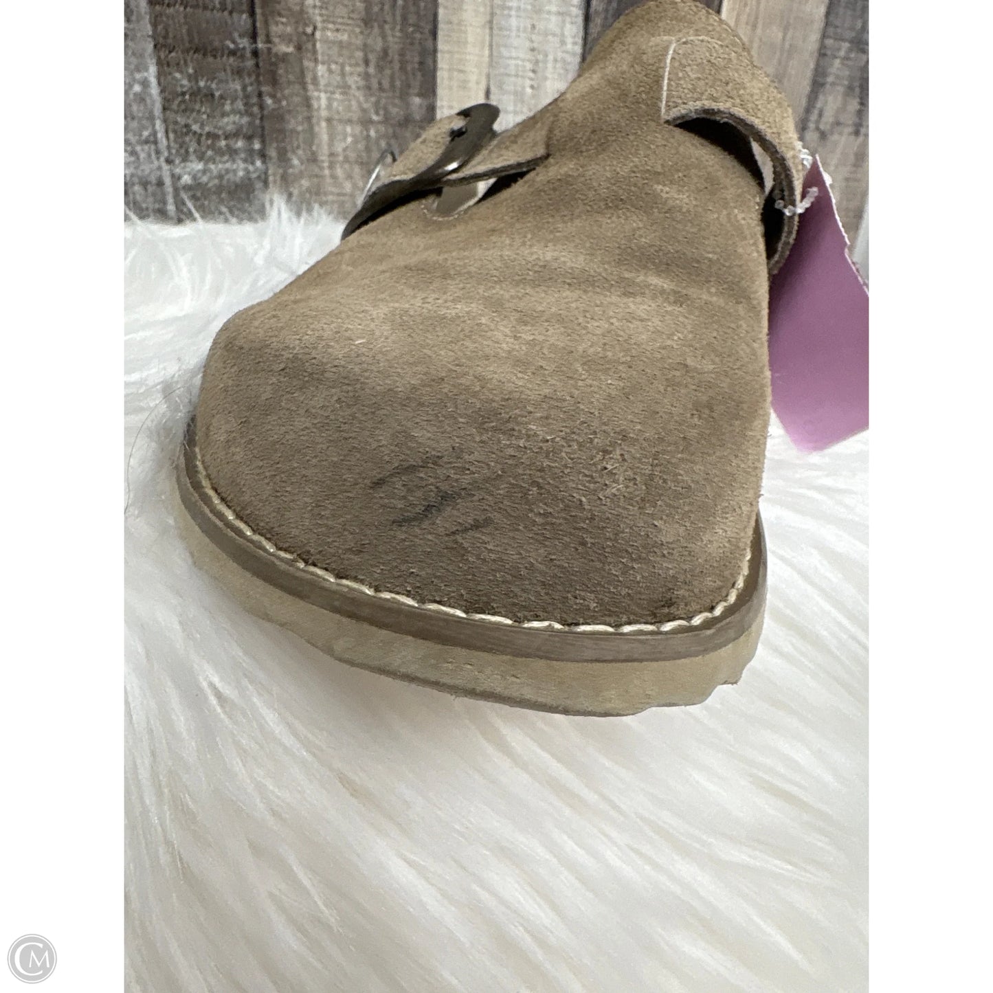 Shoes Flats By Cushionaire In Taupe, Size: 9