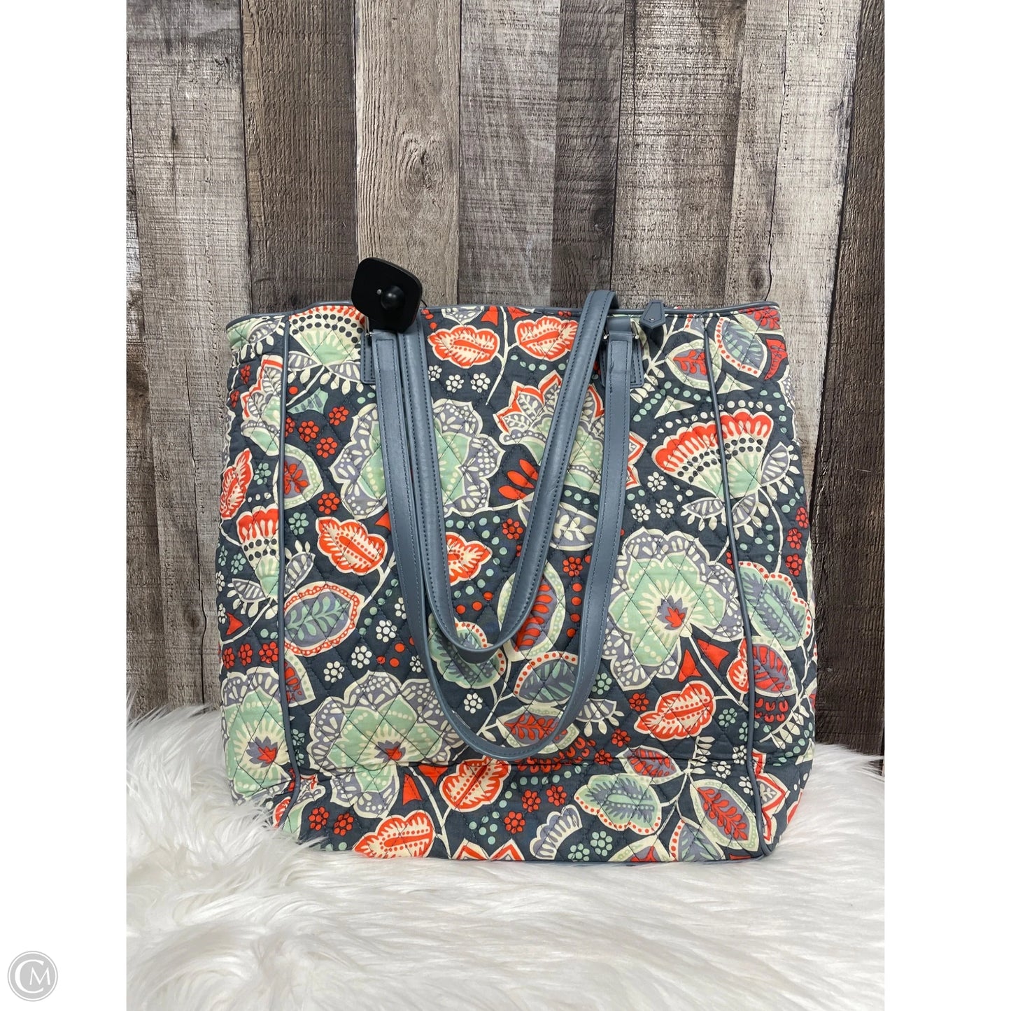 Handbag By Vera Bradley, Size: Large