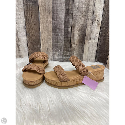 Sandals Heels Wedge By Dolce Vita In Beige, Size: 9