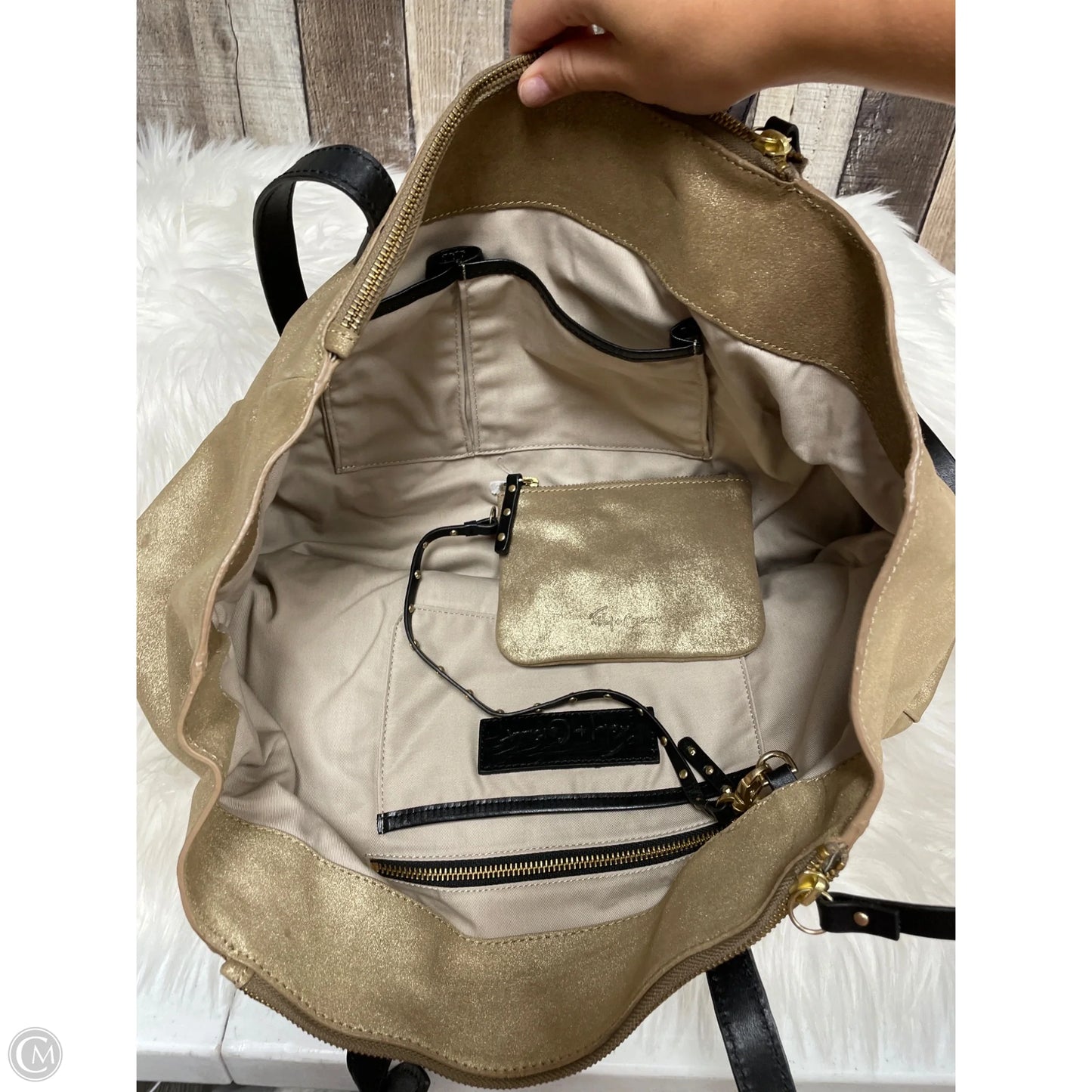 Crossbody By Cmc, Size: Large