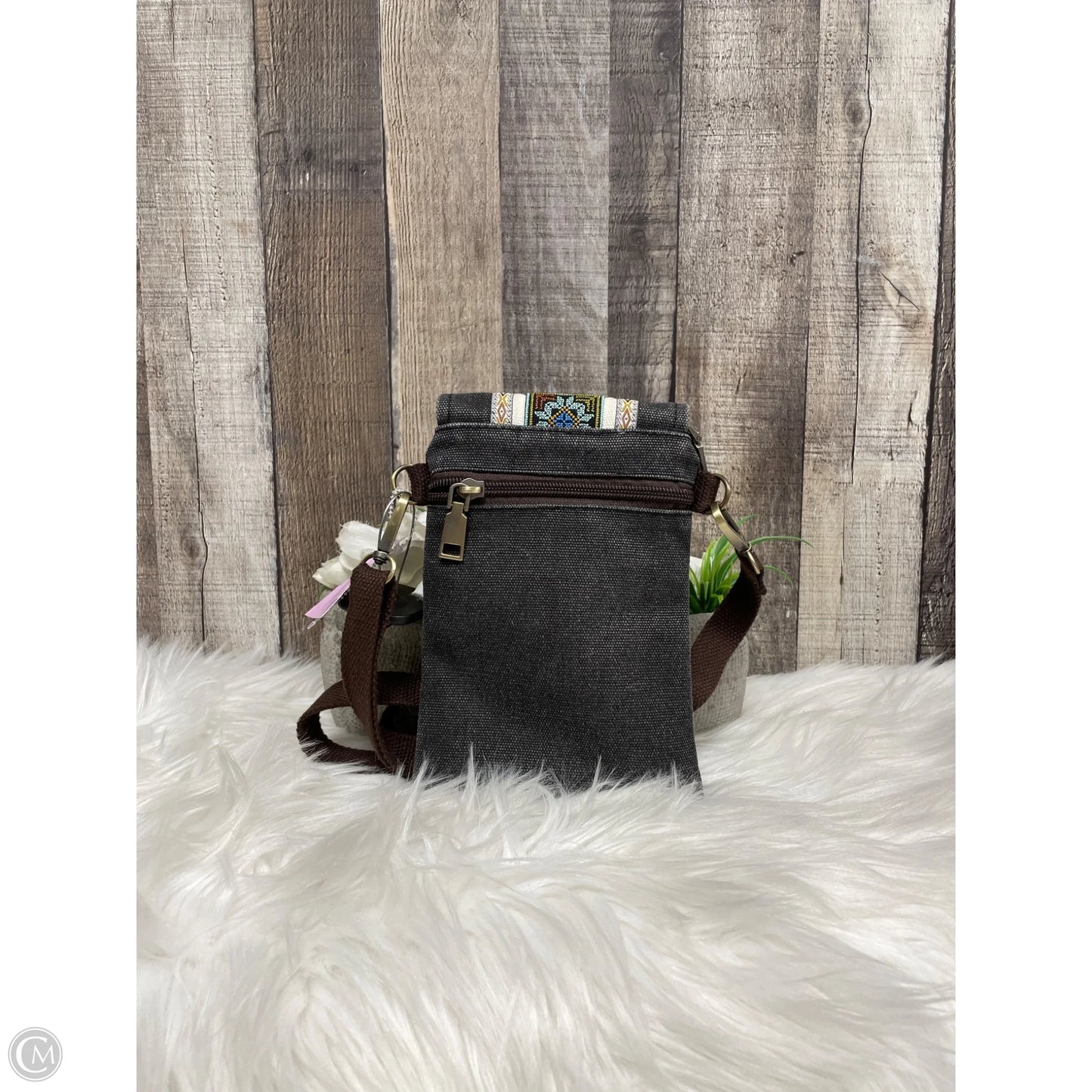 Crossbody By Cmf, Size: Small