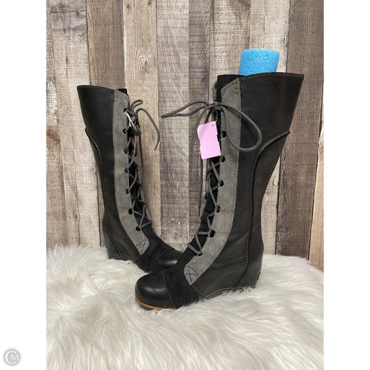 Boots Knee Heels By Sorel In Black & Grey, Size: 7