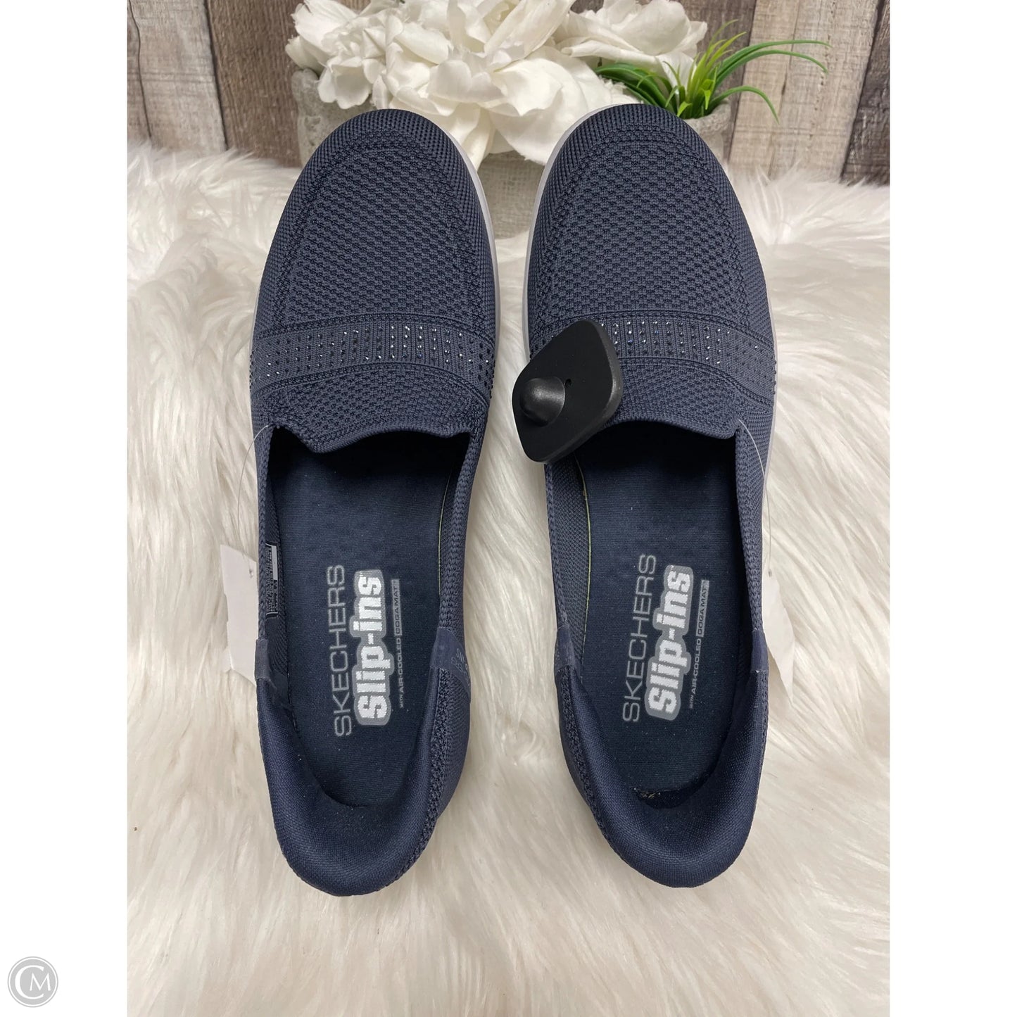 Shoes Athletic By Skechers In Navy, Size: 9.5