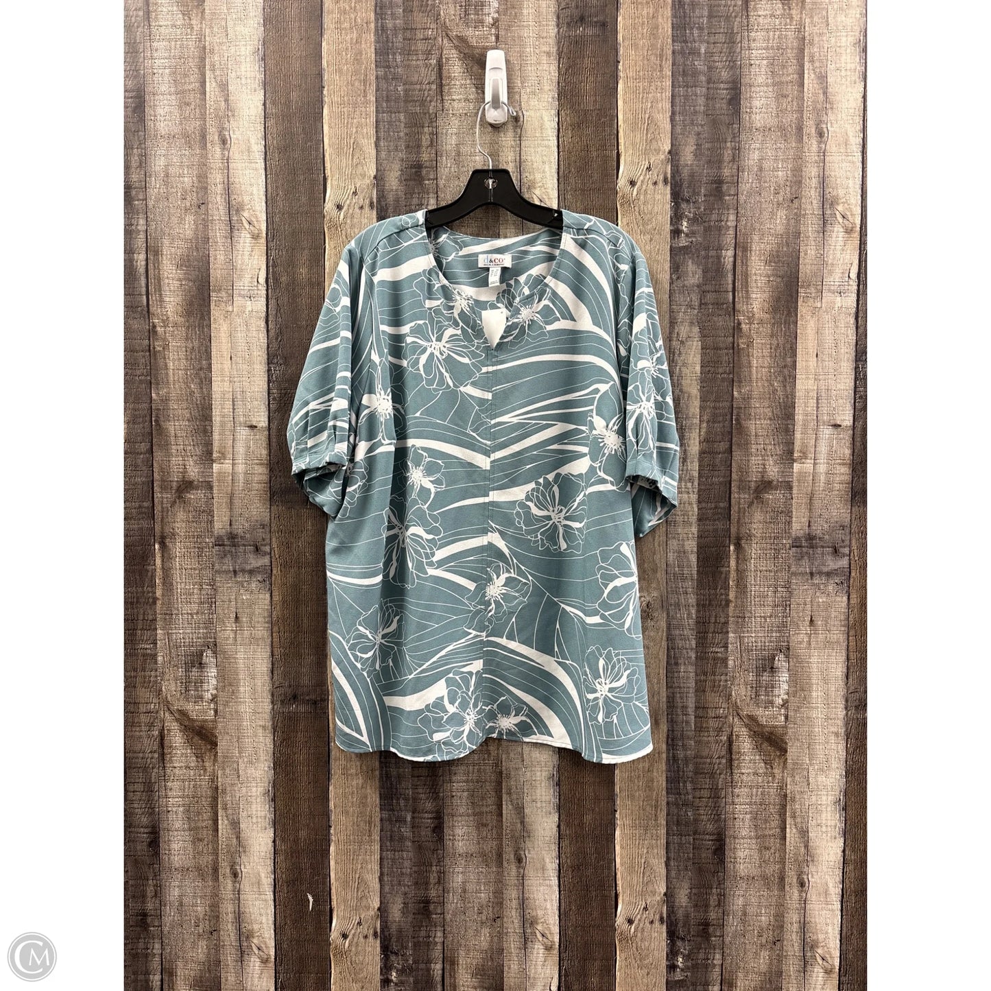 Top Short Sleeve By D&co. In Blue & White, Size: 2x