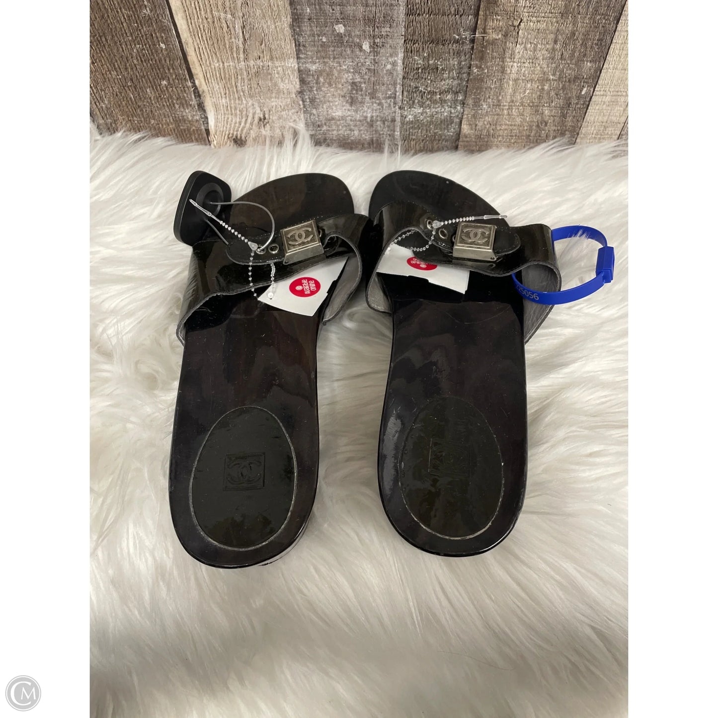 Sandals Luxury Designer By Chanel In Black, Size: 11