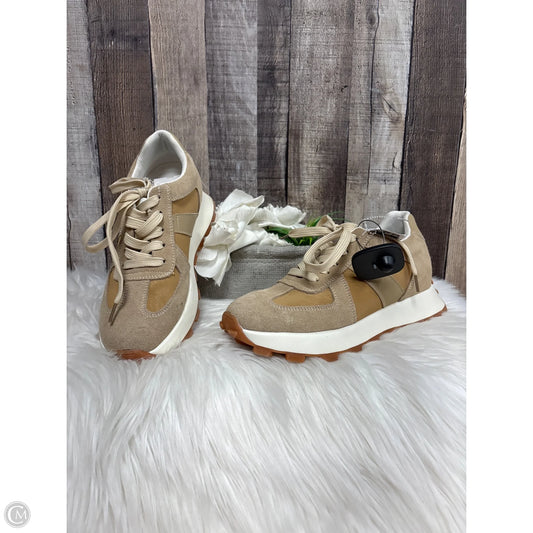 Shoes Sneakers By Cme In Beige, Size: 8