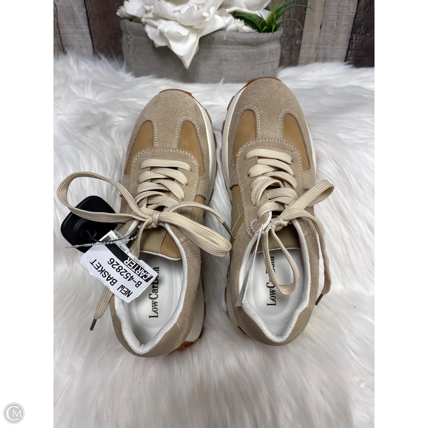 Shoes Sneakers By Cme In Beige, Size: 8