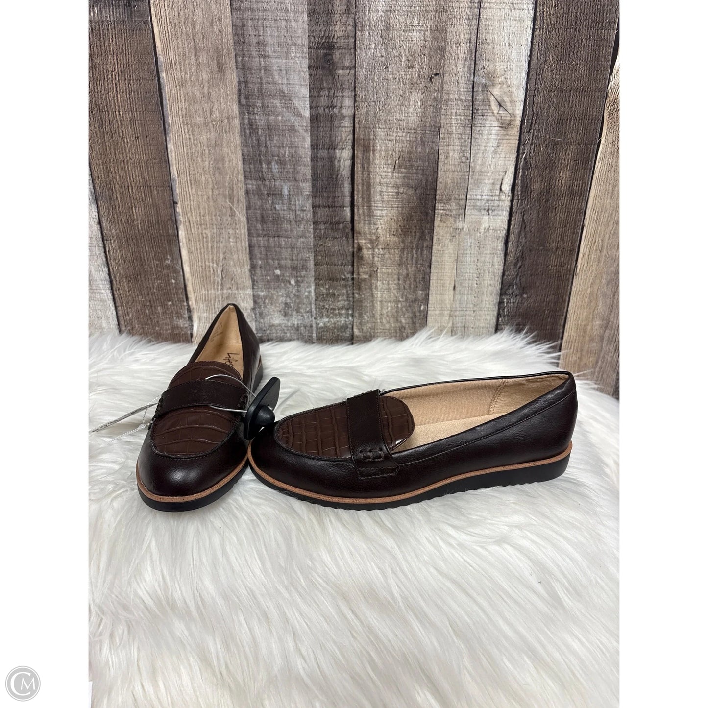 Shoes Flats By Life Stride In Brown, Size: 6.5